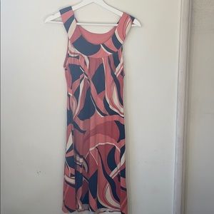 Sleeveless dress by Hart.
